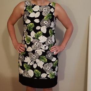 Sleeveless floral dress